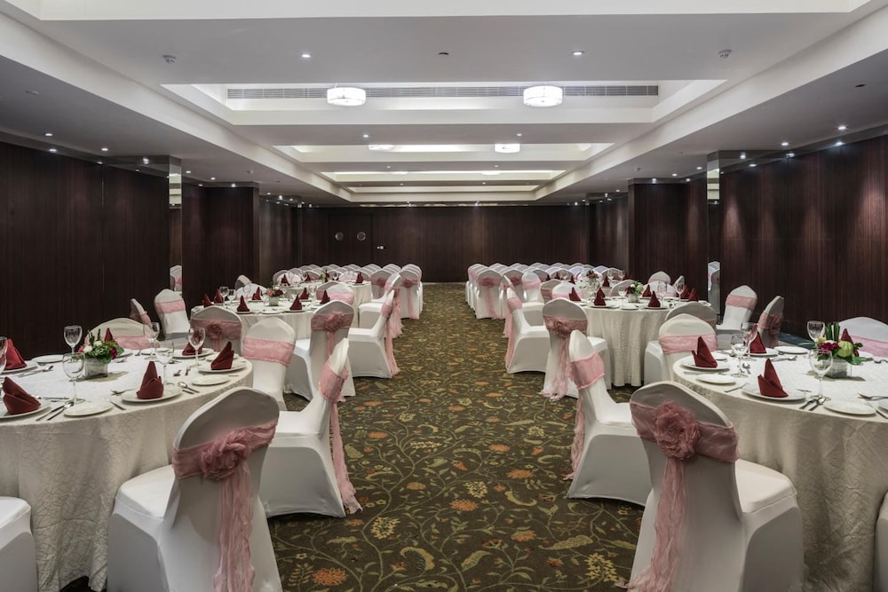 The Park Navi Mumbai 61/68