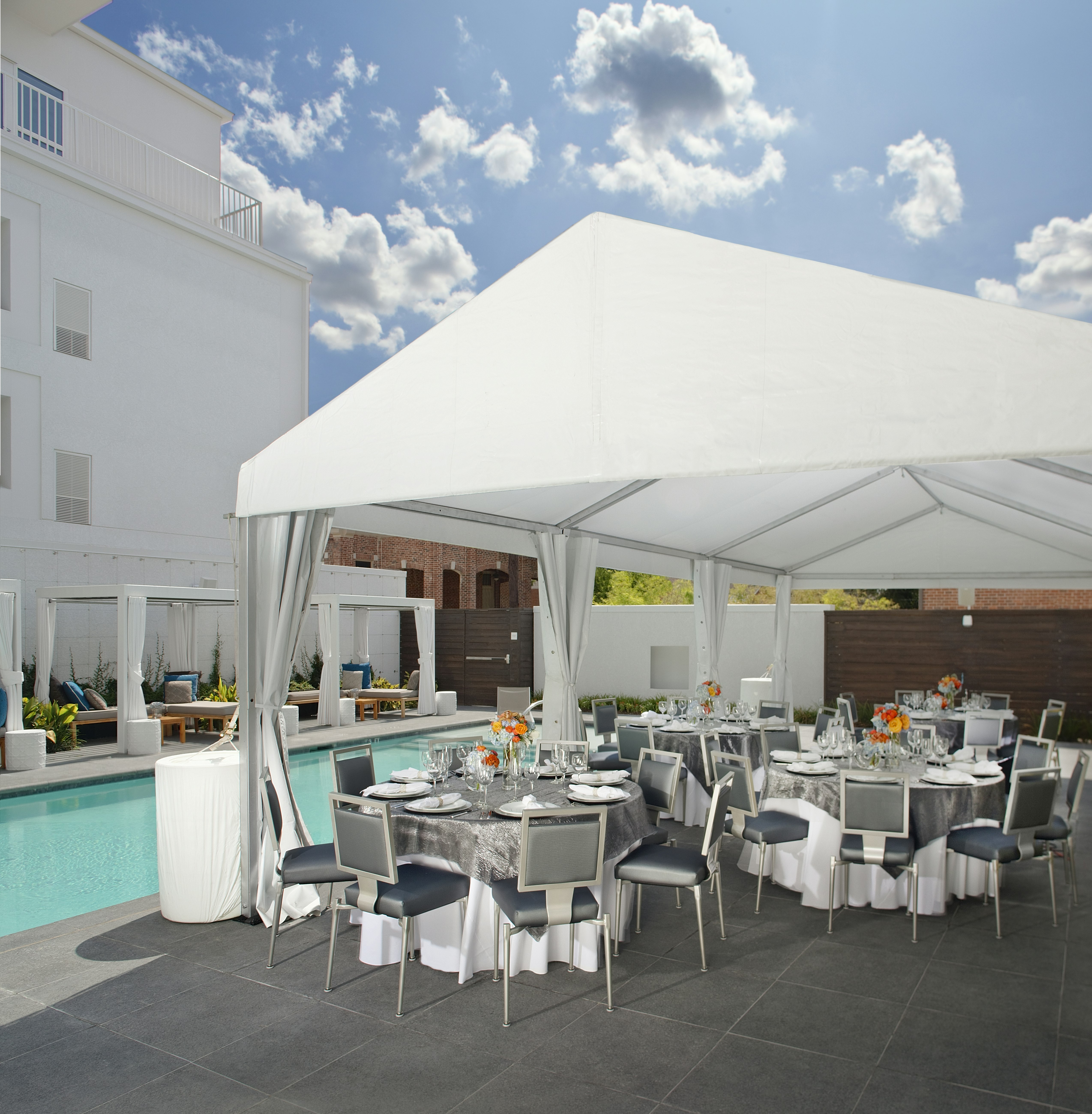 Graduate by Hilton Dallas 50/50