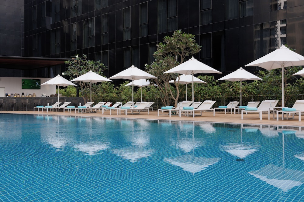 Grand Mercure Dubai City 47/49