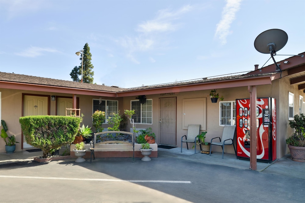 Americas Best Value Inn Los Banos 3/24