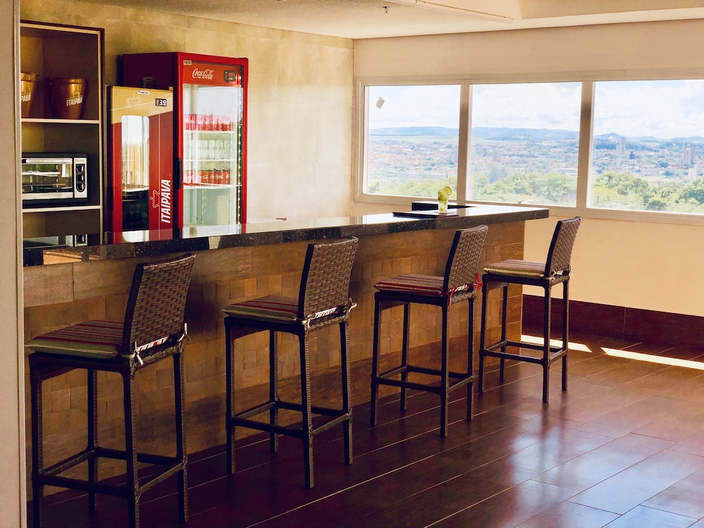 Lummina Hotel Mogi 32/50