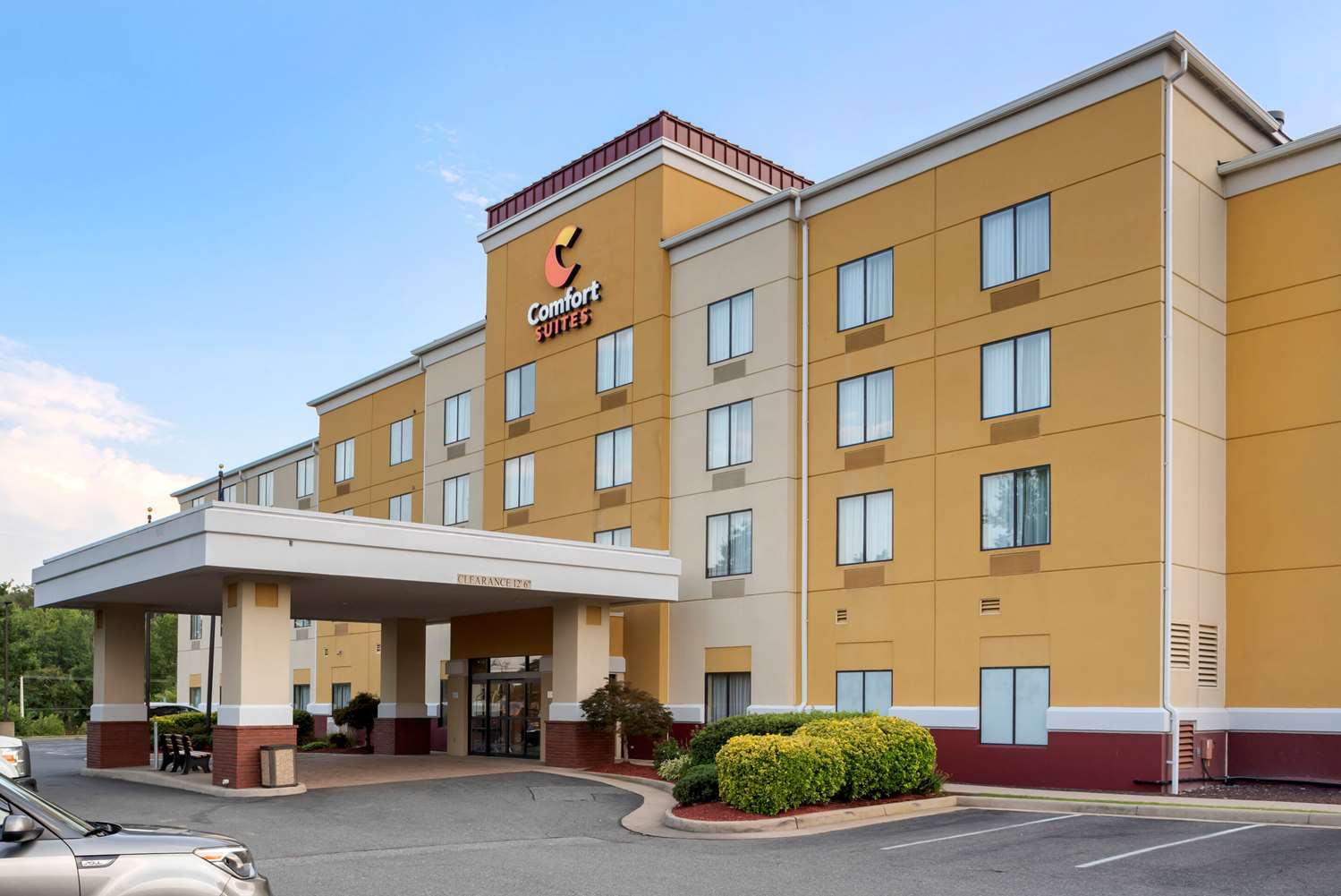 Comfort Suites Fredericksburg North 34/35