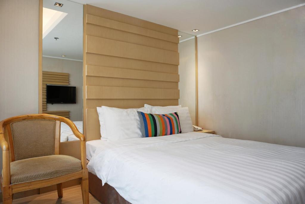 HOTEL BENITO 13/33