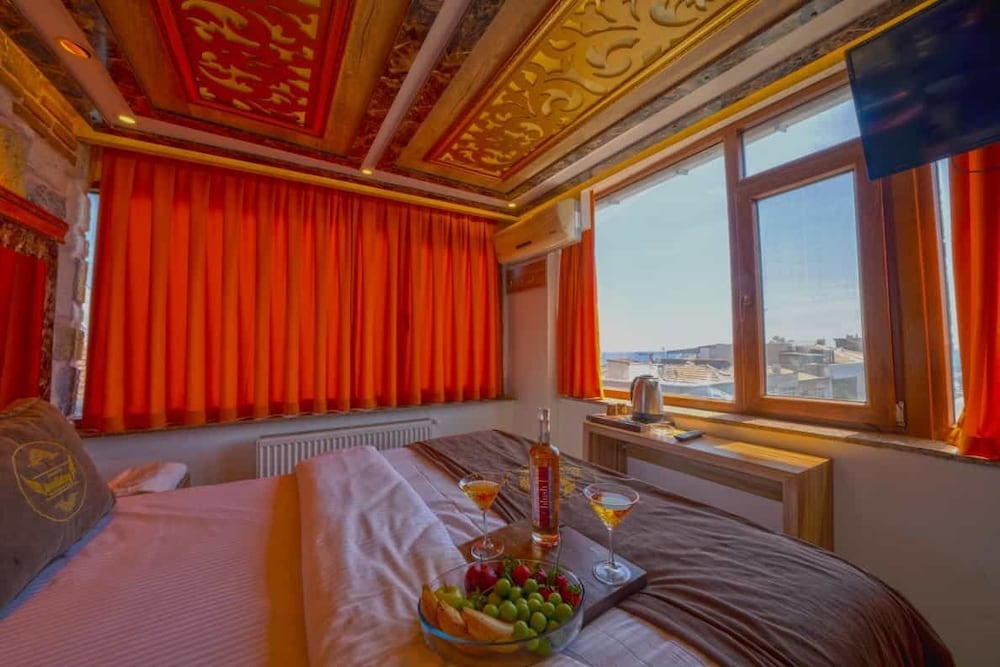 Holiday Business Otel 32/41