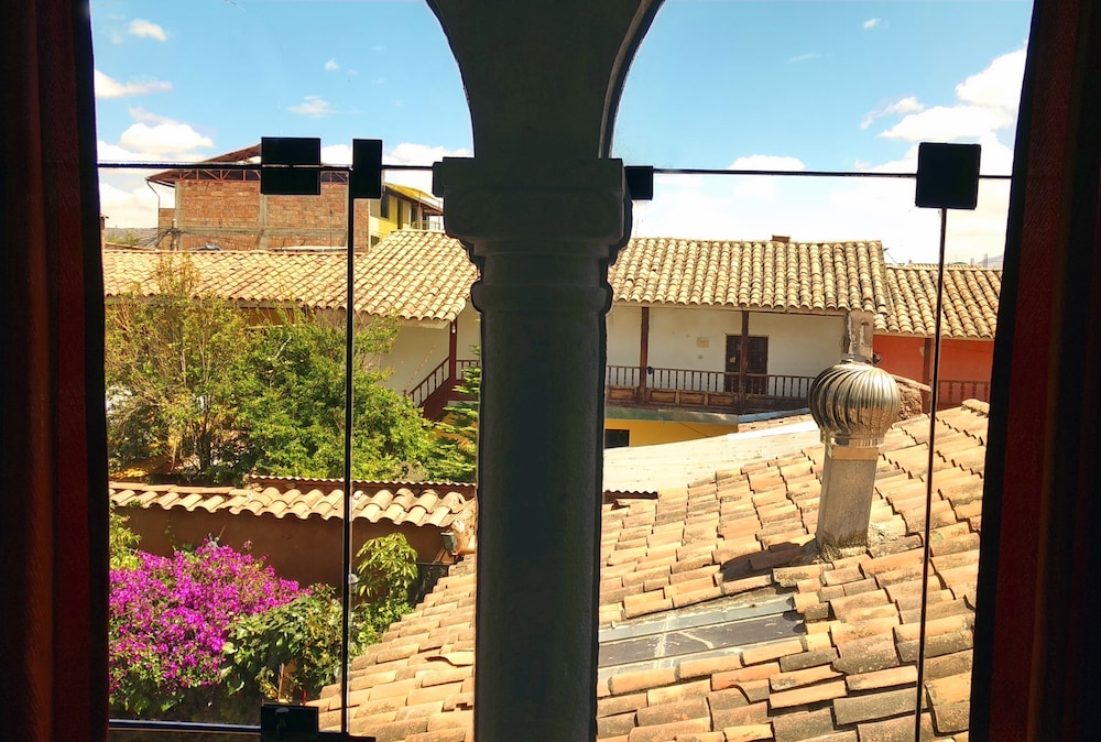 Fuente de Agua Cusco Hotel 69/72