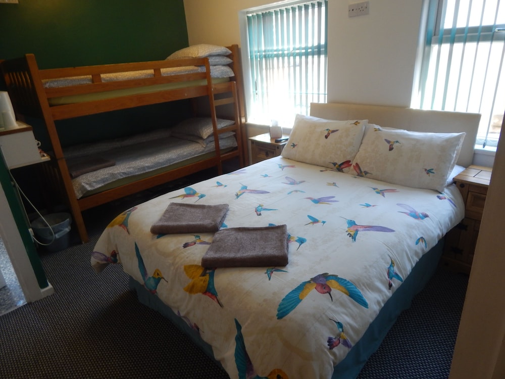 Llanryan Guest House 11/39