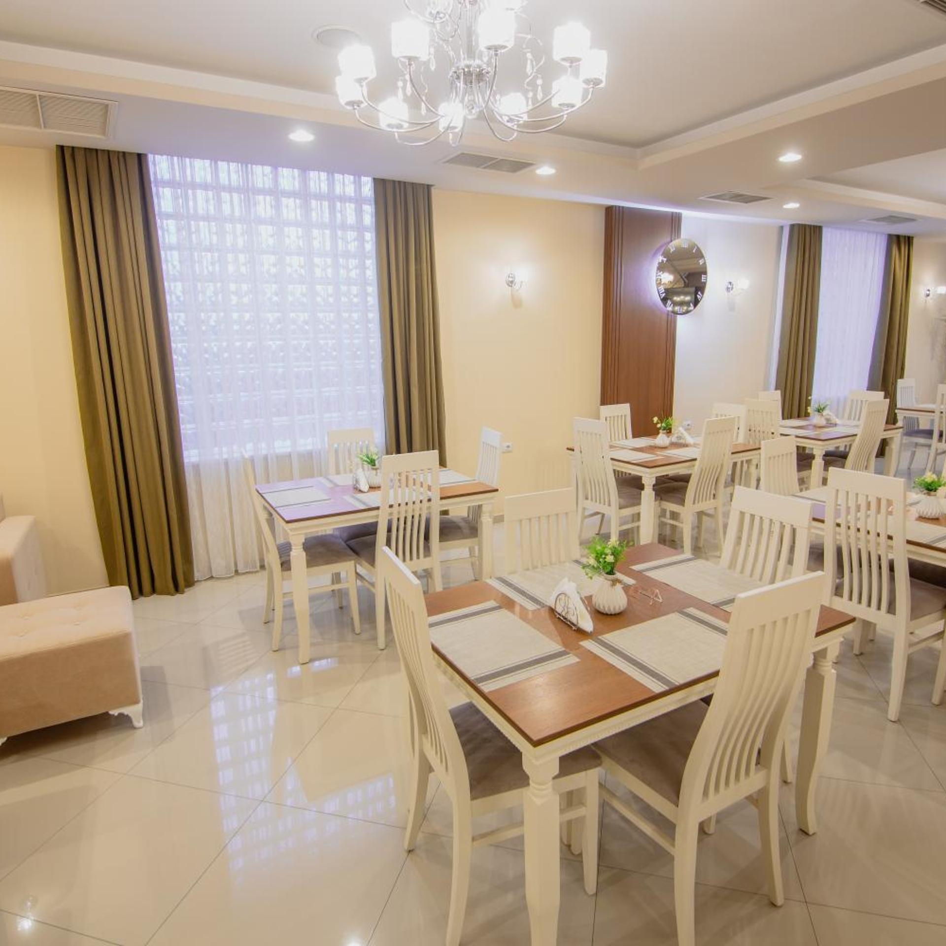 Christi's Hotel Borova 51/60