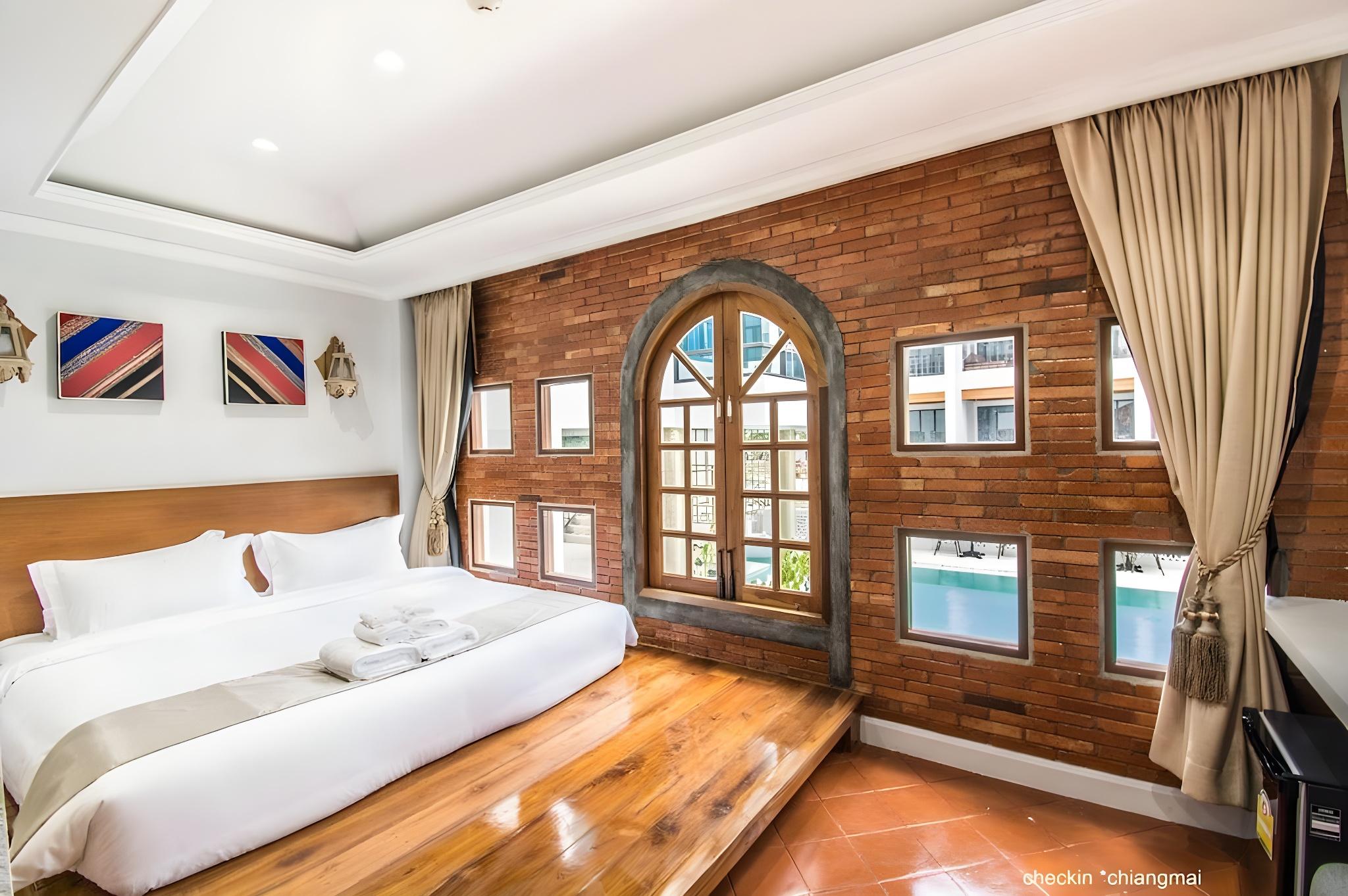 Standard, King Bed