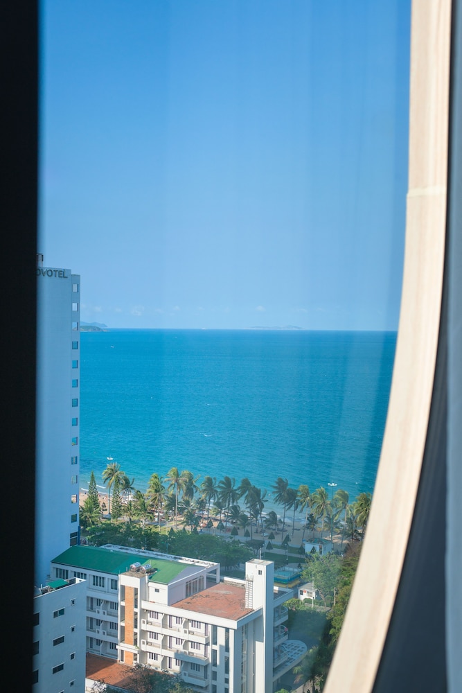 GRAND TOURANE NHA TRANG HOTEL 39/50