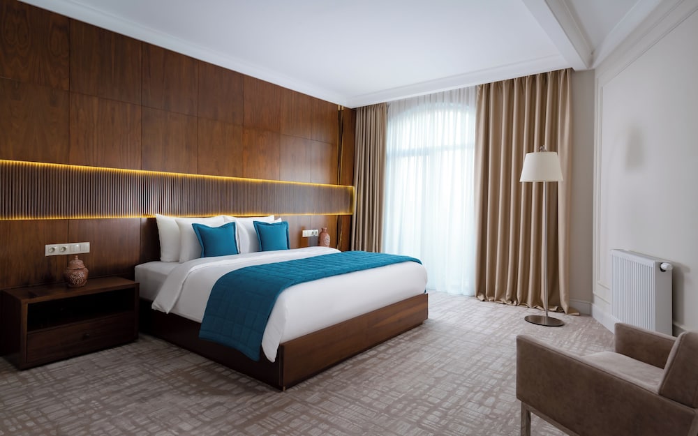 Mercure Tashkent 13/43