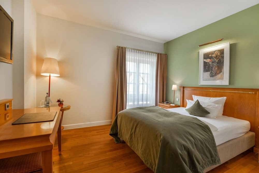 Kleber Post Hotel 30/69