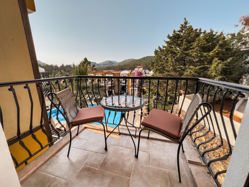 The Olive Tree Studios - Adults Only 38/50