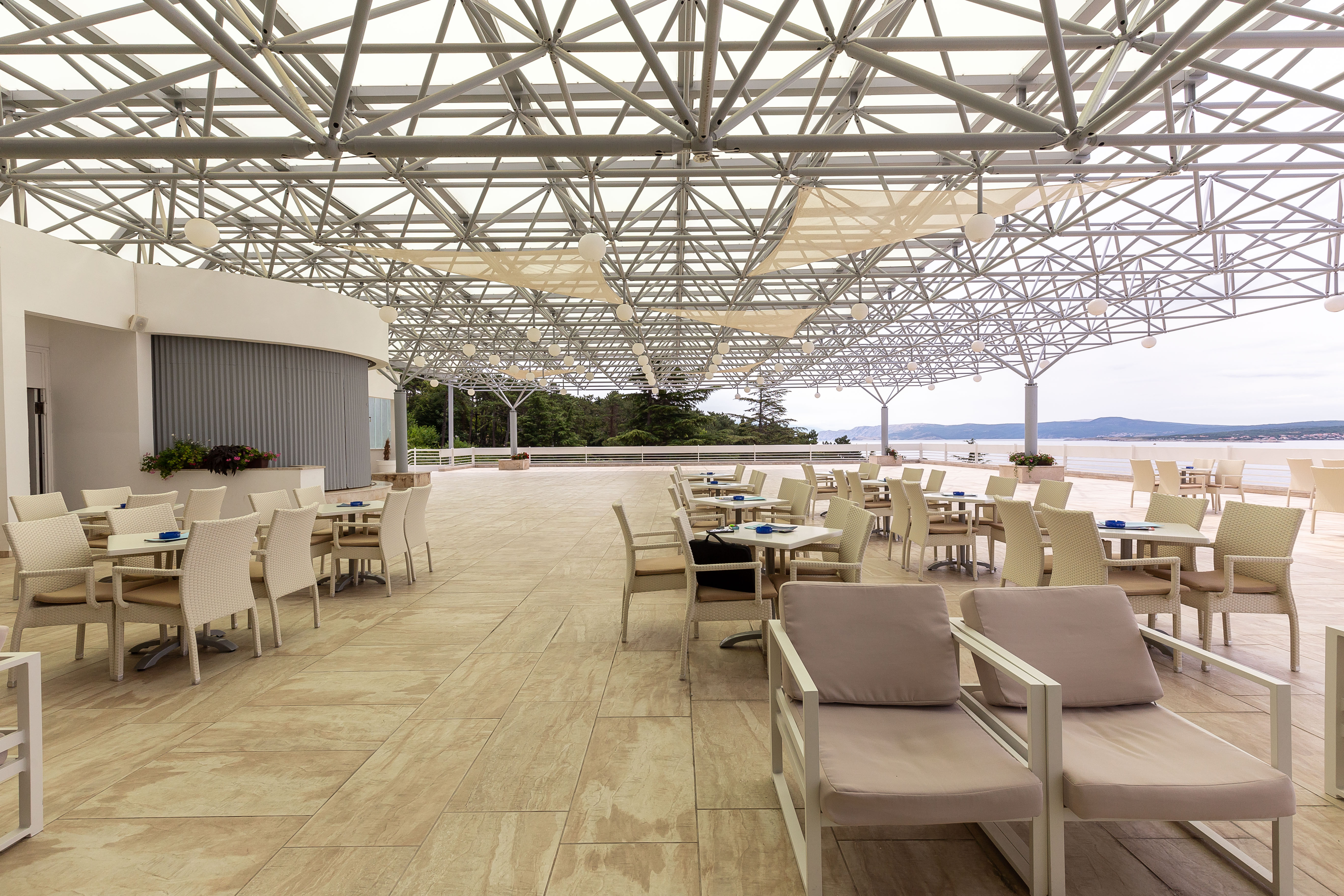 Pavilion Omorika 26/35