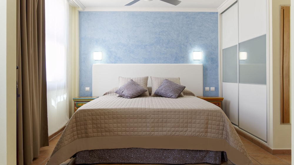 Idyll Suites - Adults Only 8/54