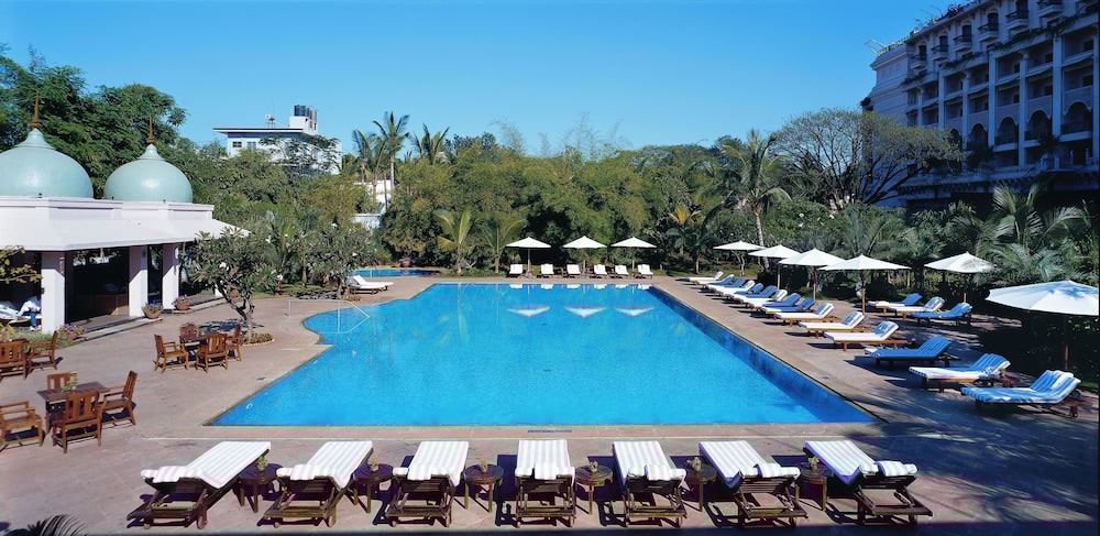 The Leela Palace Bengaluru photo4