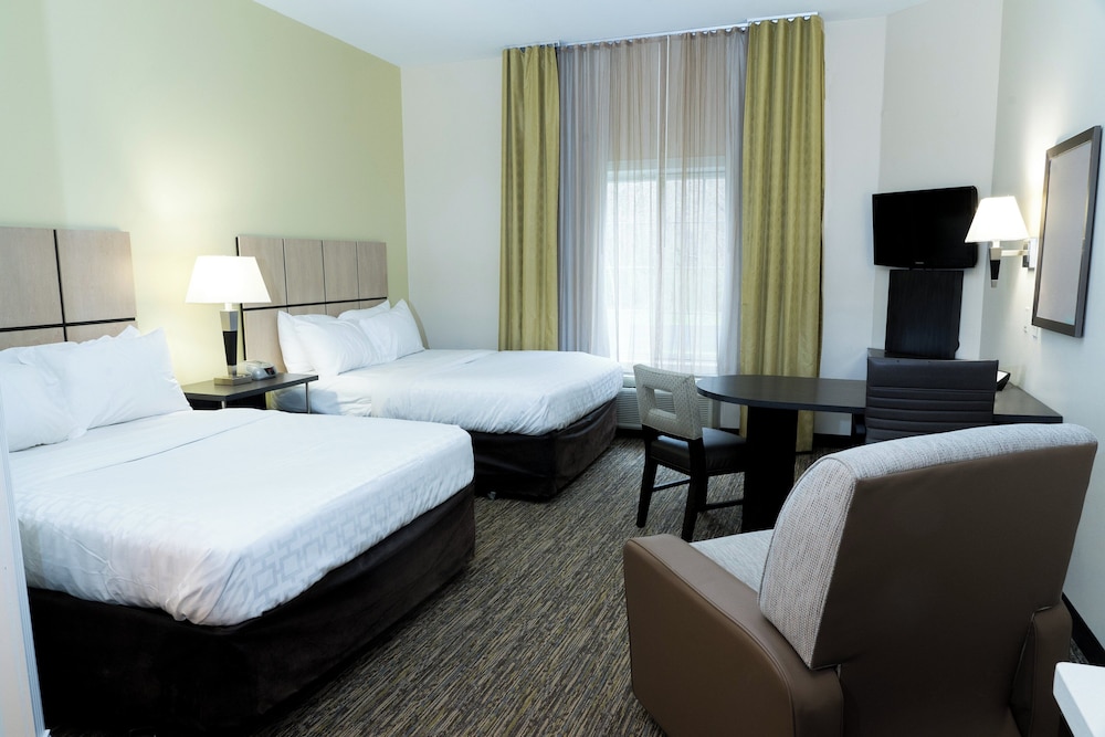 Candlewood Suites St. Joseph Benton Harbor 7/38