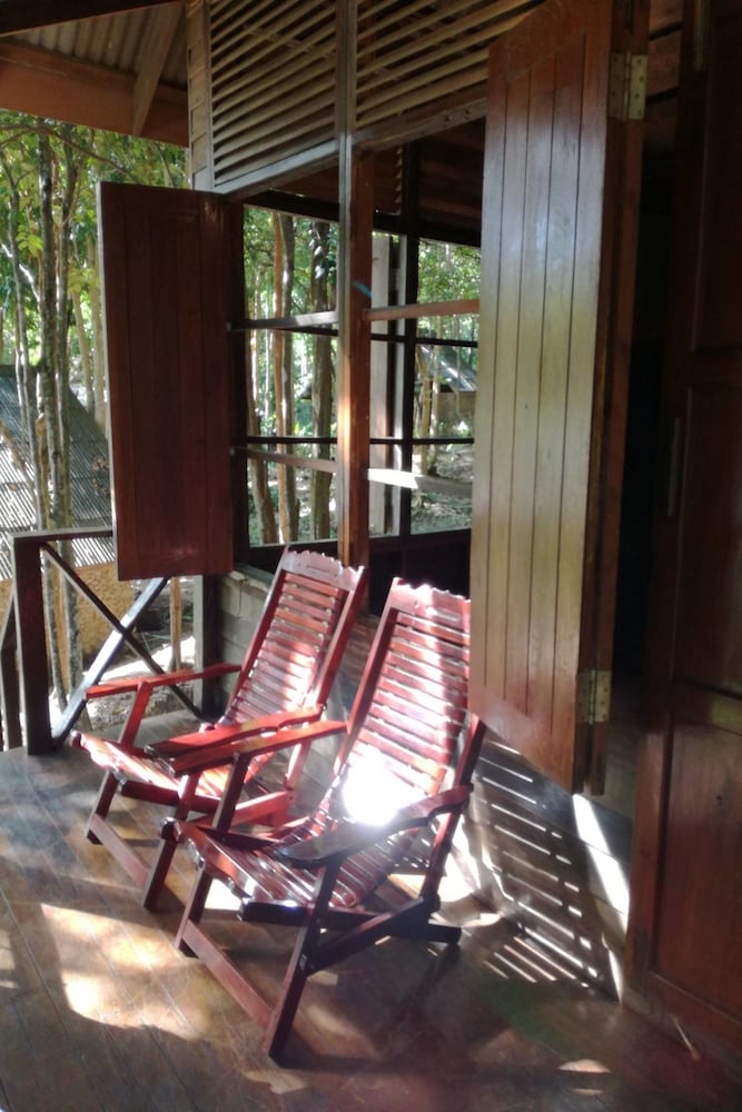 Bonhomie Beach Cottages 18/44