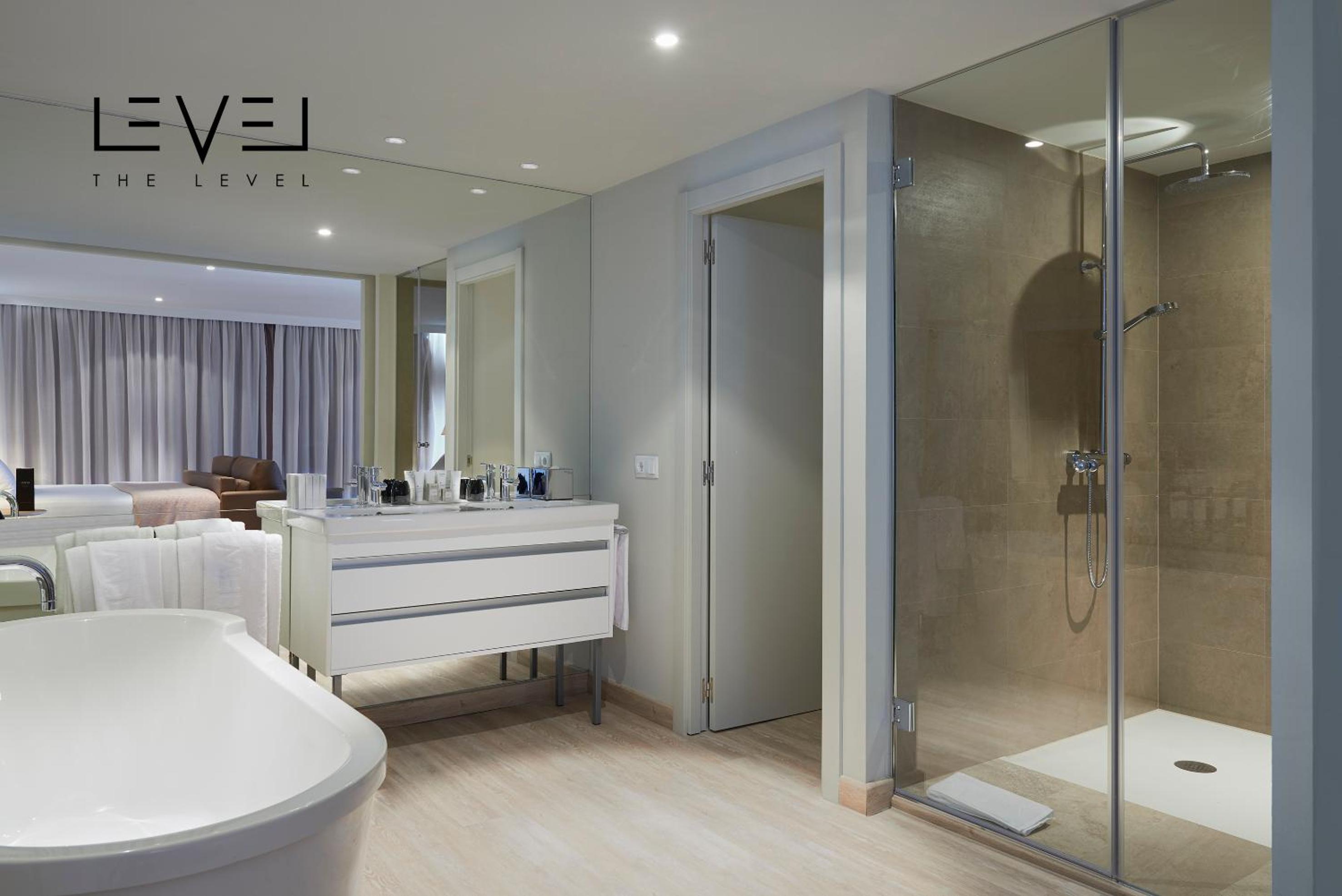 The Level, Suite, Terrace