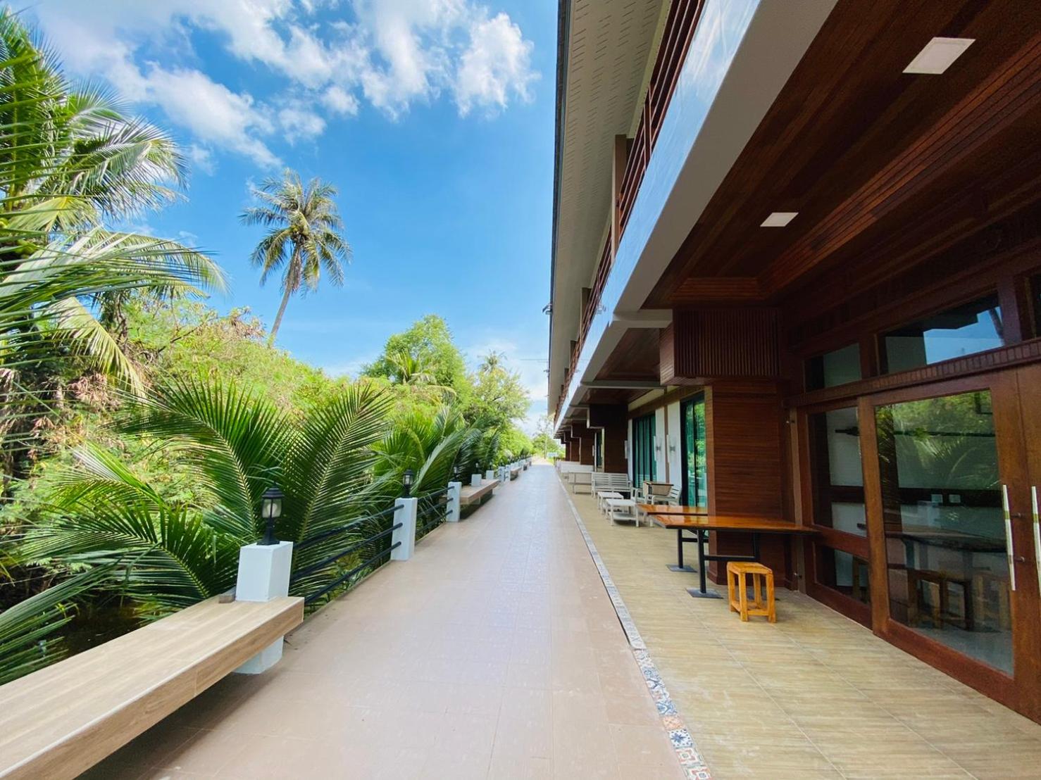 Damnoen Care Resort 45/50