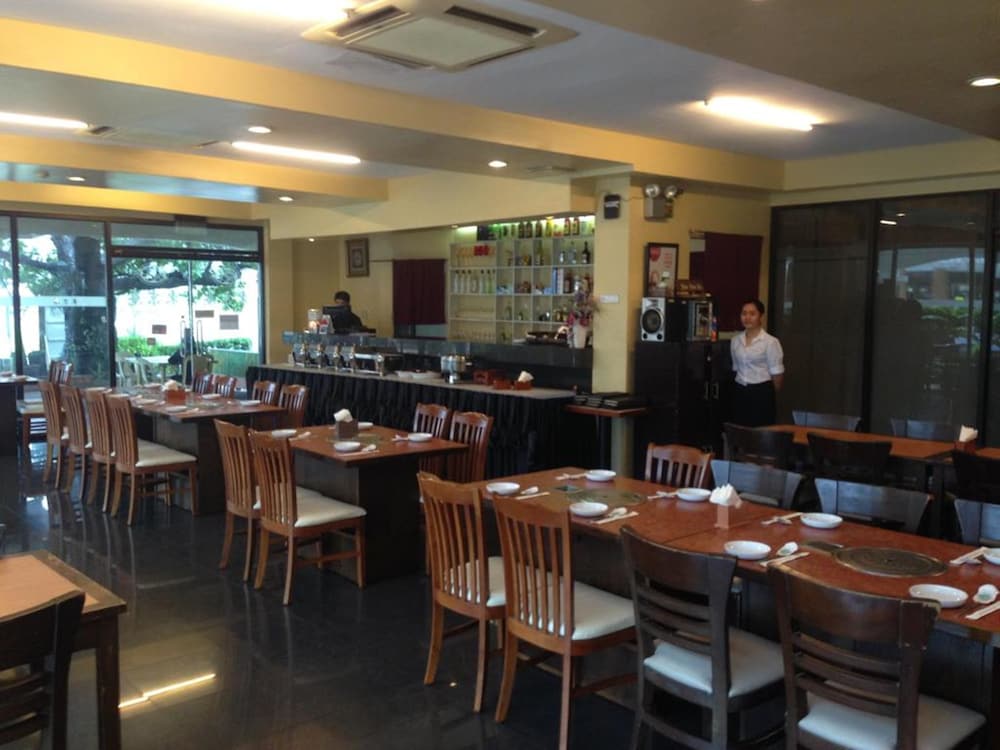 Bayfront Hotel Subic 37/41