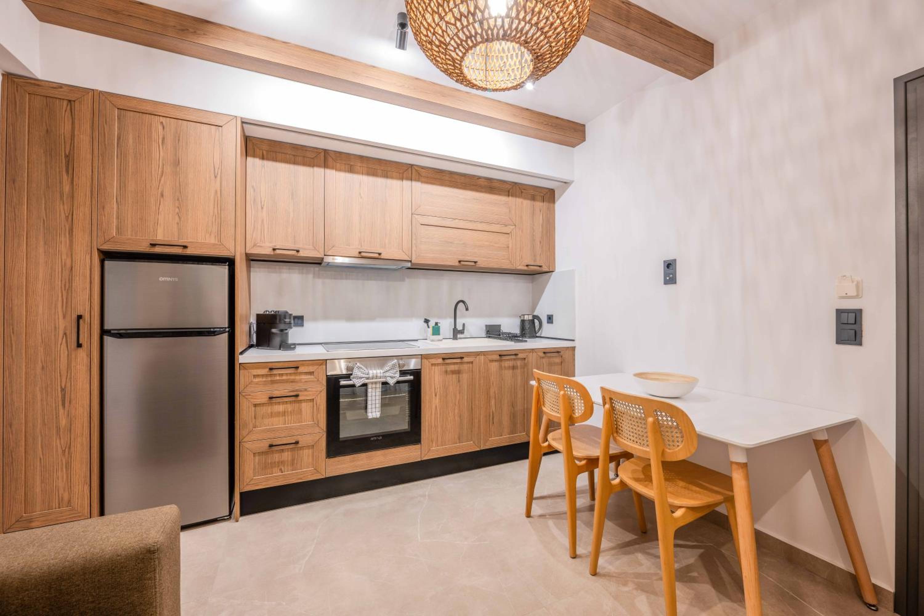 Alati Suites 31/35