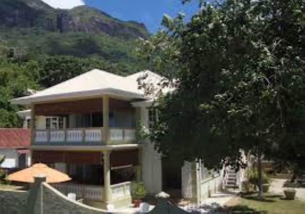 Hotel Bel Air 5/60