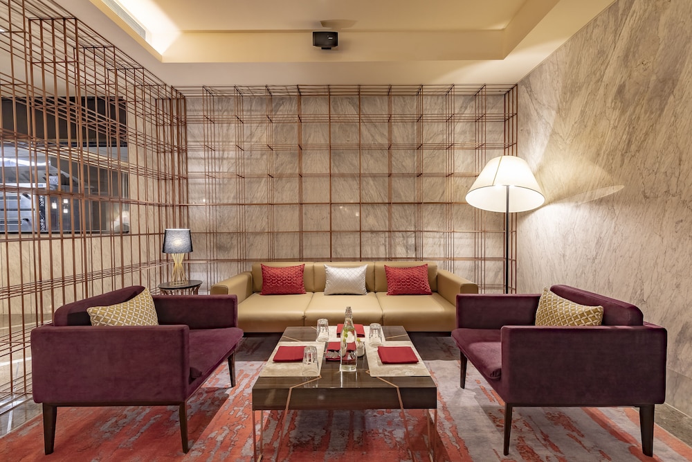 REGENTA CENTRAL RAJKOT 25/53