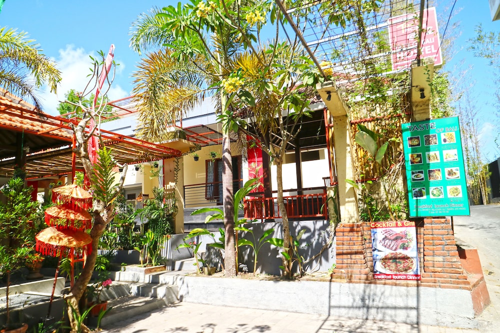 Taste Of Bali Hostel 49/59