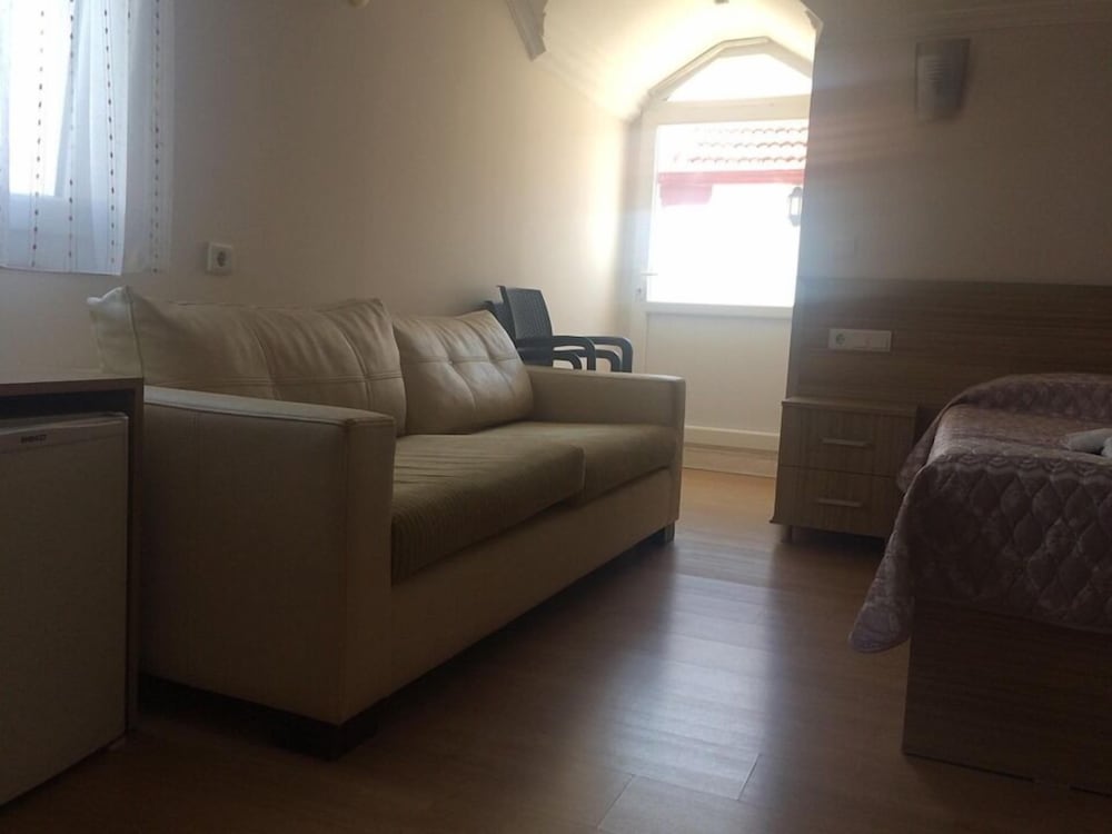 Tugay Hotel 42/67