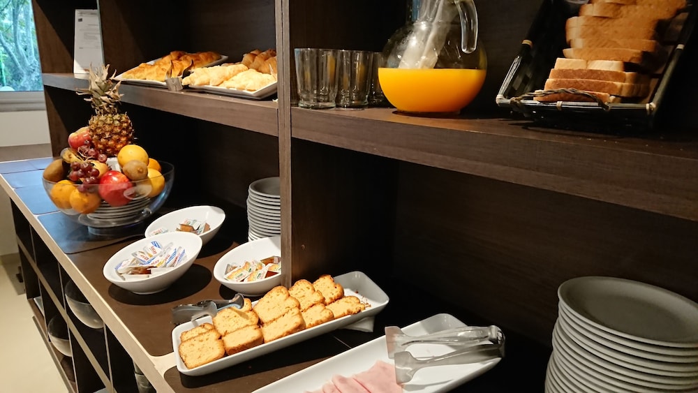 Days Inn & Suites by Wyndham La Plata 23/37