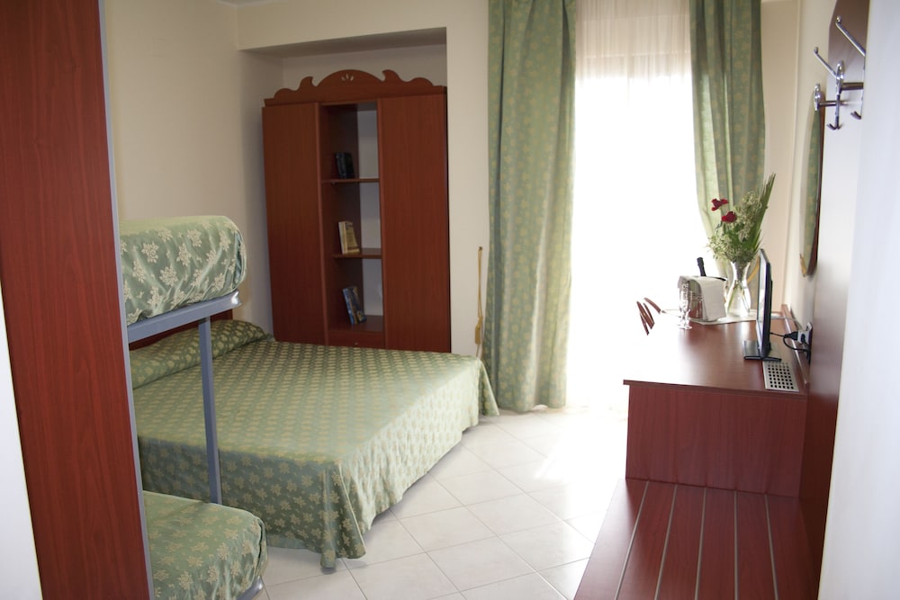 Hotel Felix 32/72