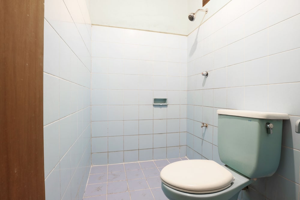 Gora Beach Inn 50/53