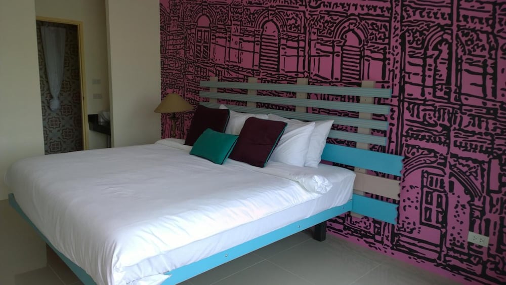 The Pho Thong Phuket 15/44