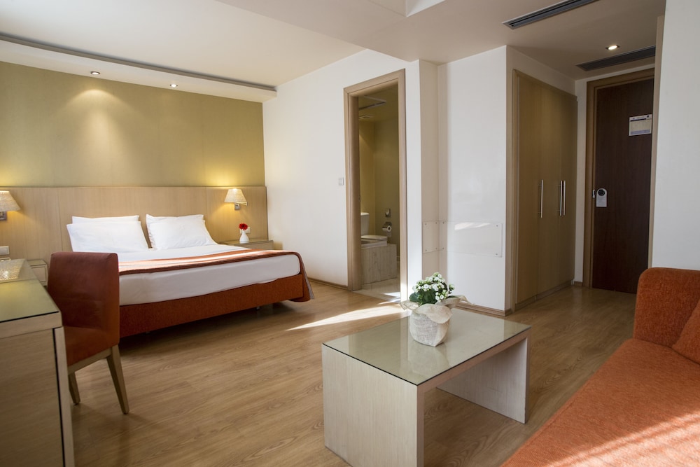 Davitel Tobacco Hotel 5/49