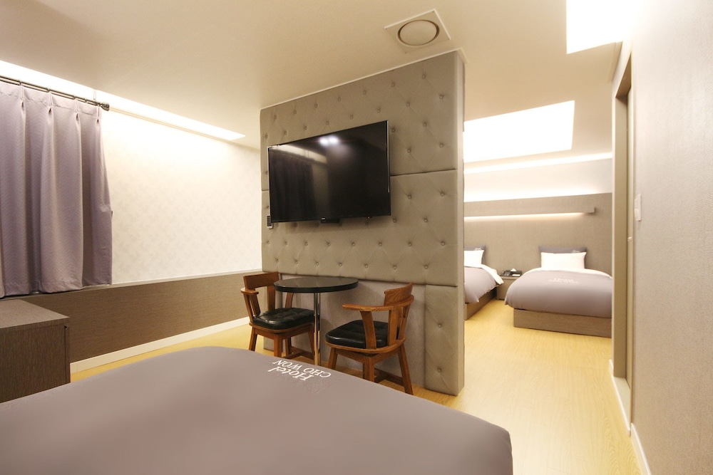 Hotel Chowon 40/50