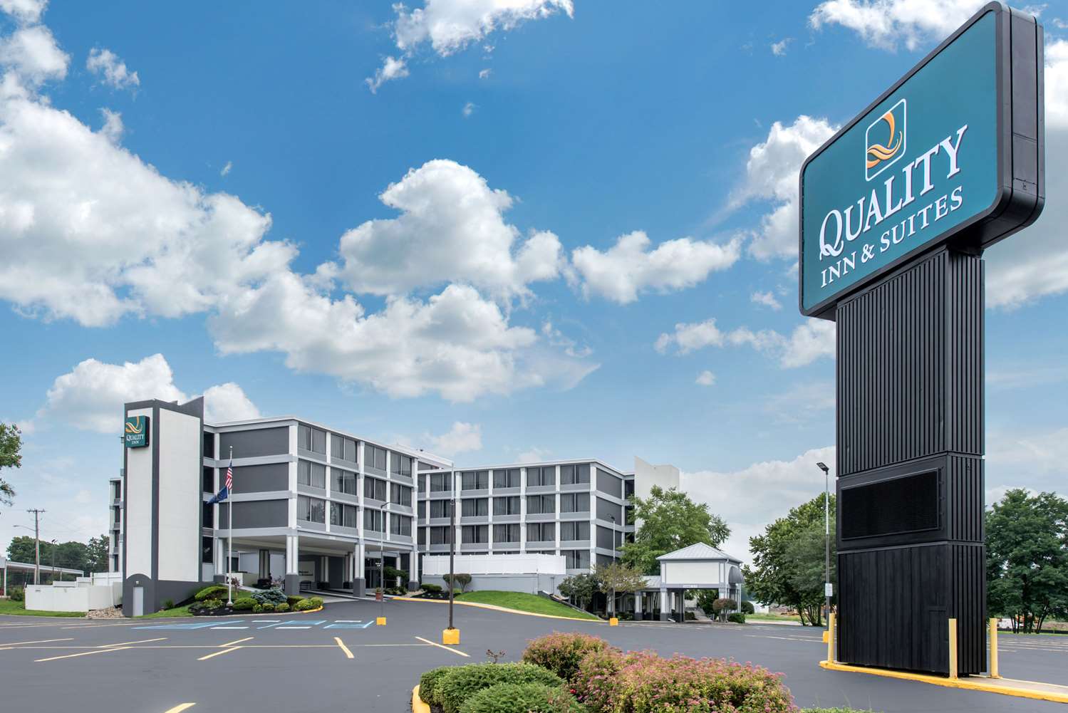 Quality Inn And Conference Center Richmond, IN 3/29