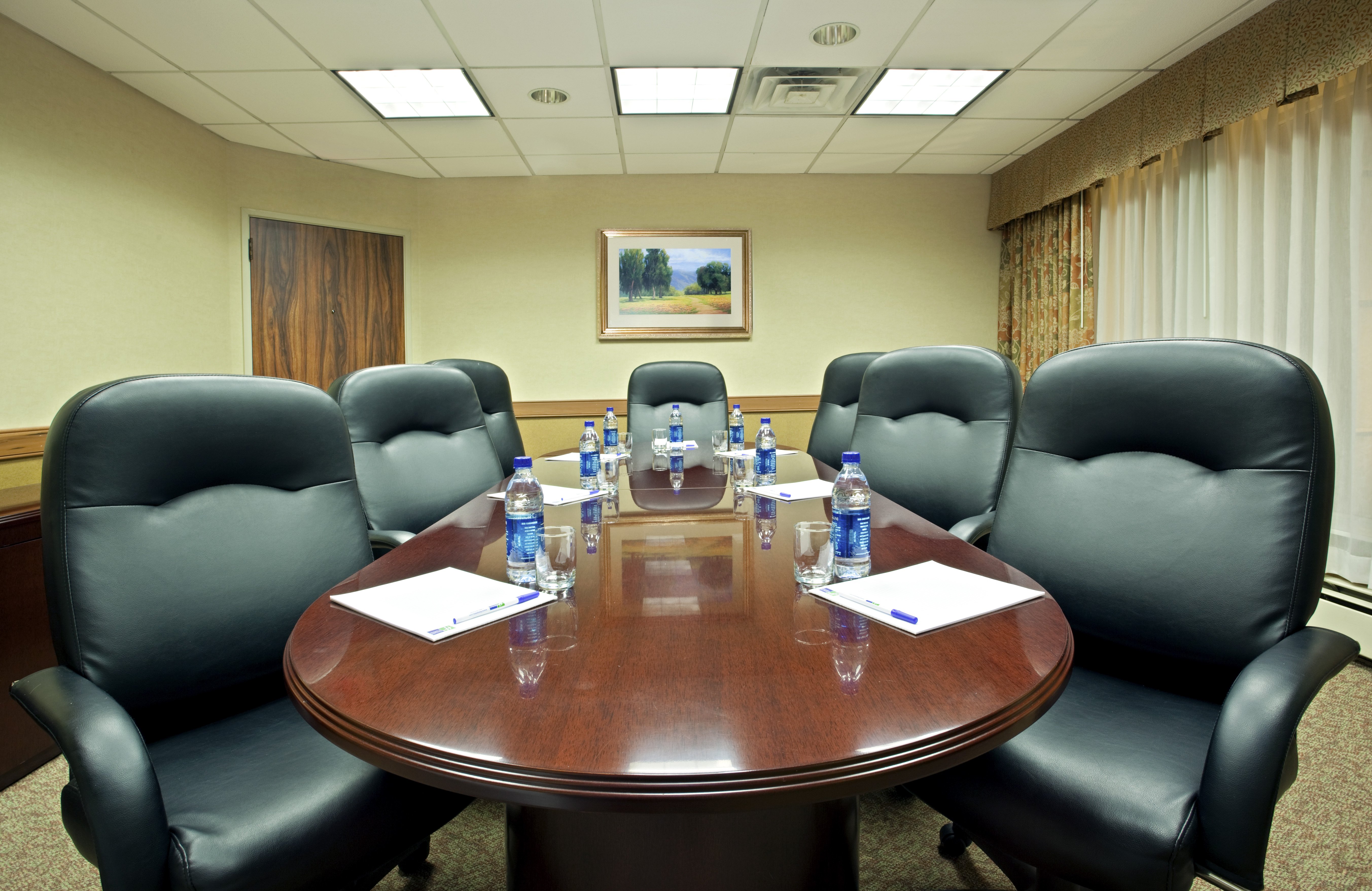 Holiday Inn Express Hotel And Suites Pittsburgh Airport 58/64