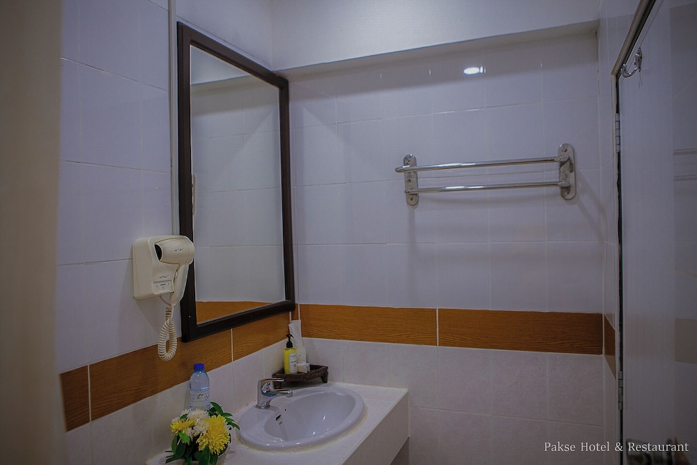 Pakse Hotel 43/49