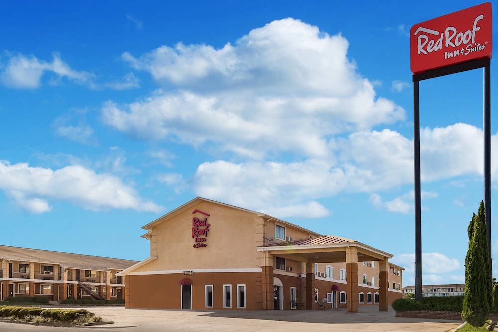 Red Roof Inn & Suites Denton in DENTON - TX