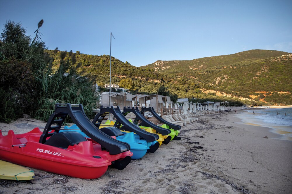 Enjoy Lichnos Bay Village Camping Hotel & Apartments 24/46