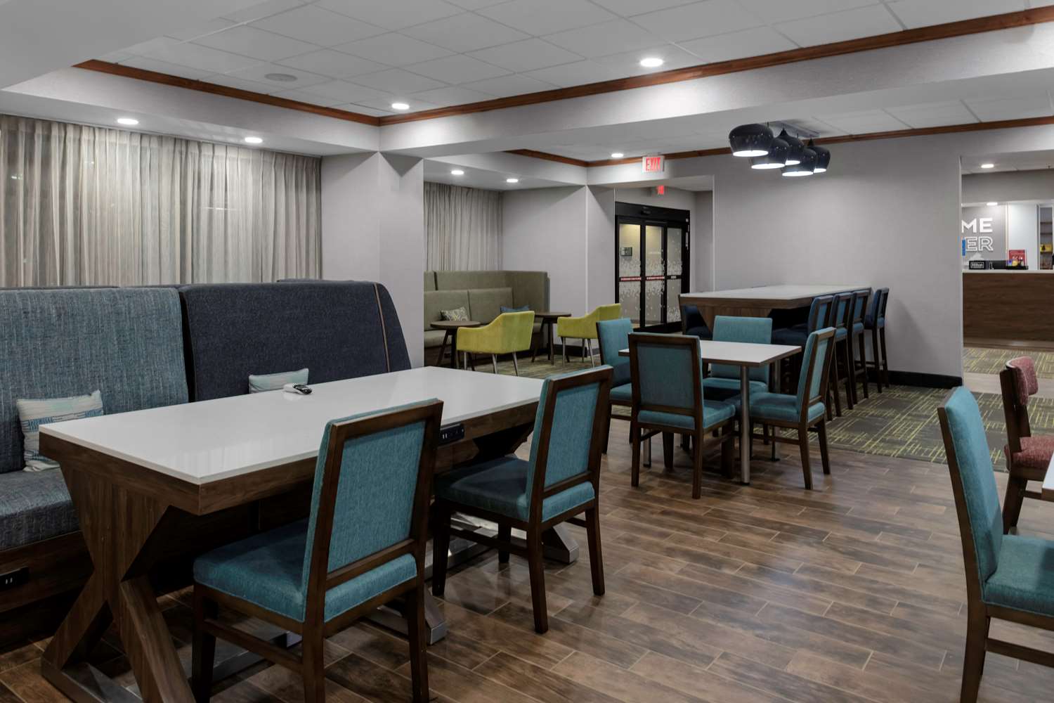 Hampton Inn Gretna 19/24