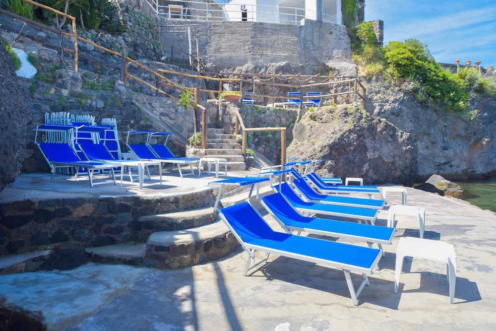 ALBERGO TERME ITALIA 41/70