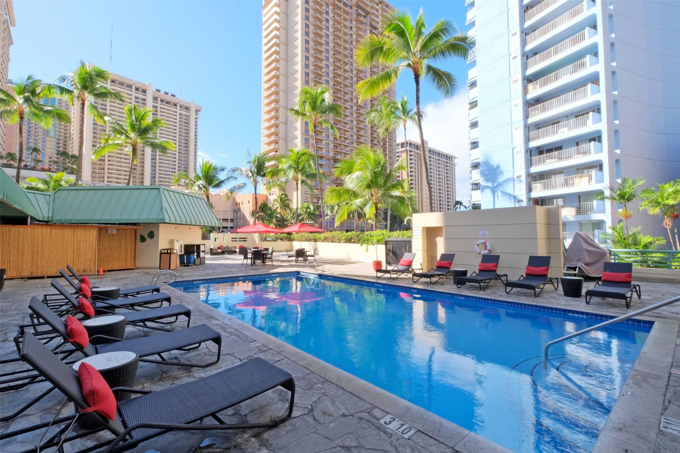 Ramada Plaza by Wyndham Waikiki 16/21