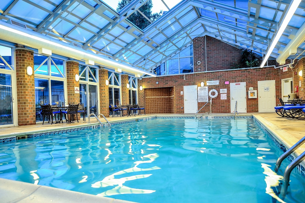 Hilton Vacation Club Varsity Club South Bend, IN 7/56