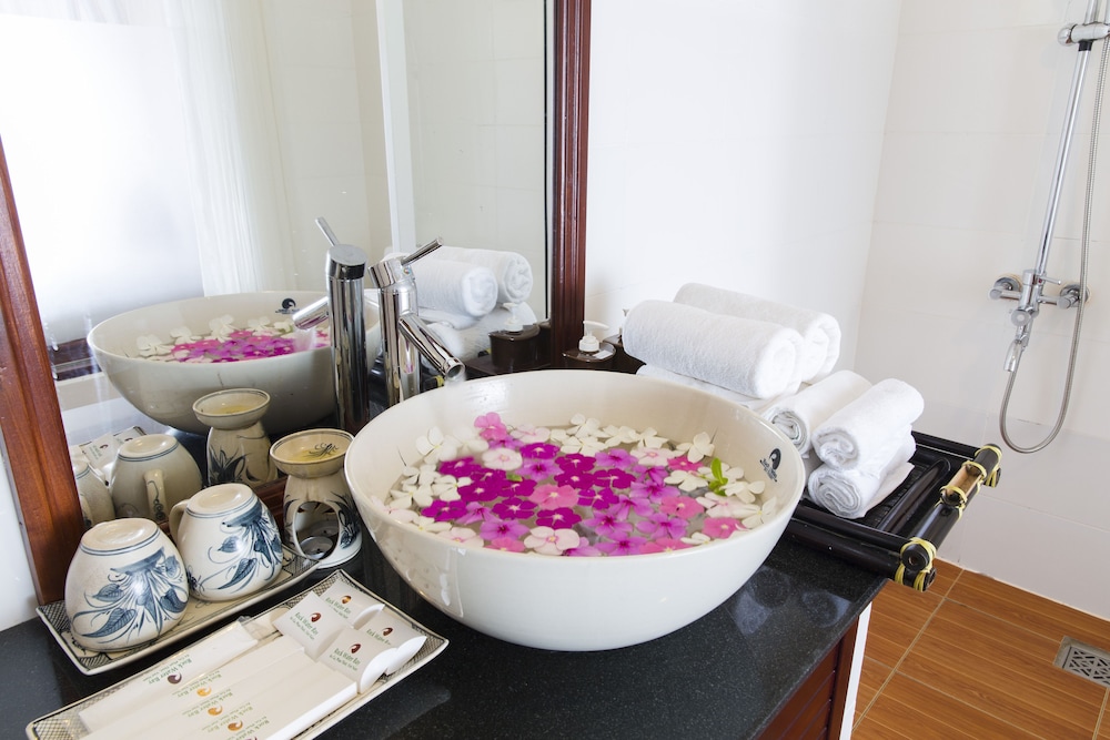 Rock Water Bay Beach Resort &amp; Spa 23/50