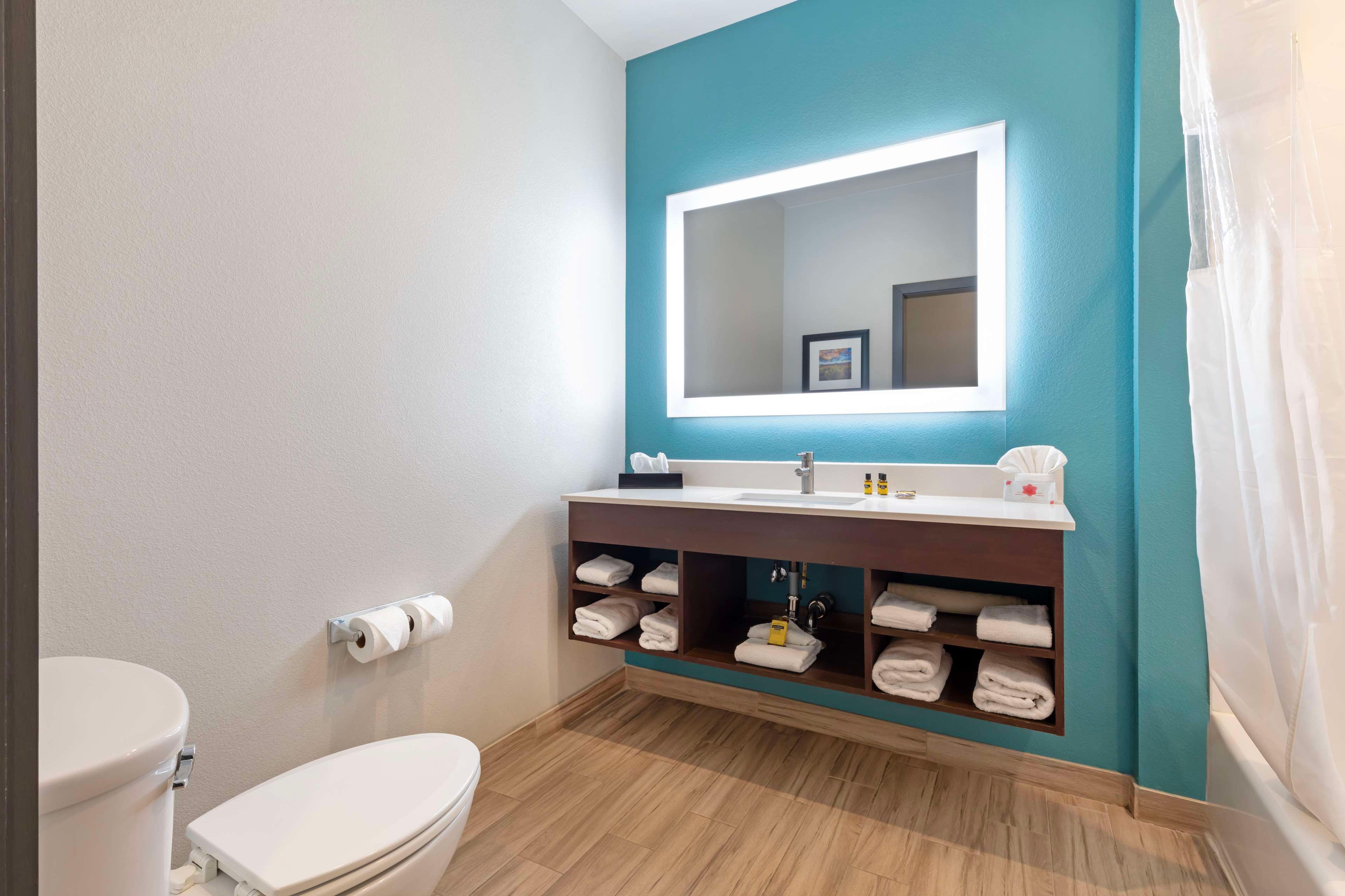 جناح بسريرين كوين، Best Western Plus Medical Center Hotel 4/5