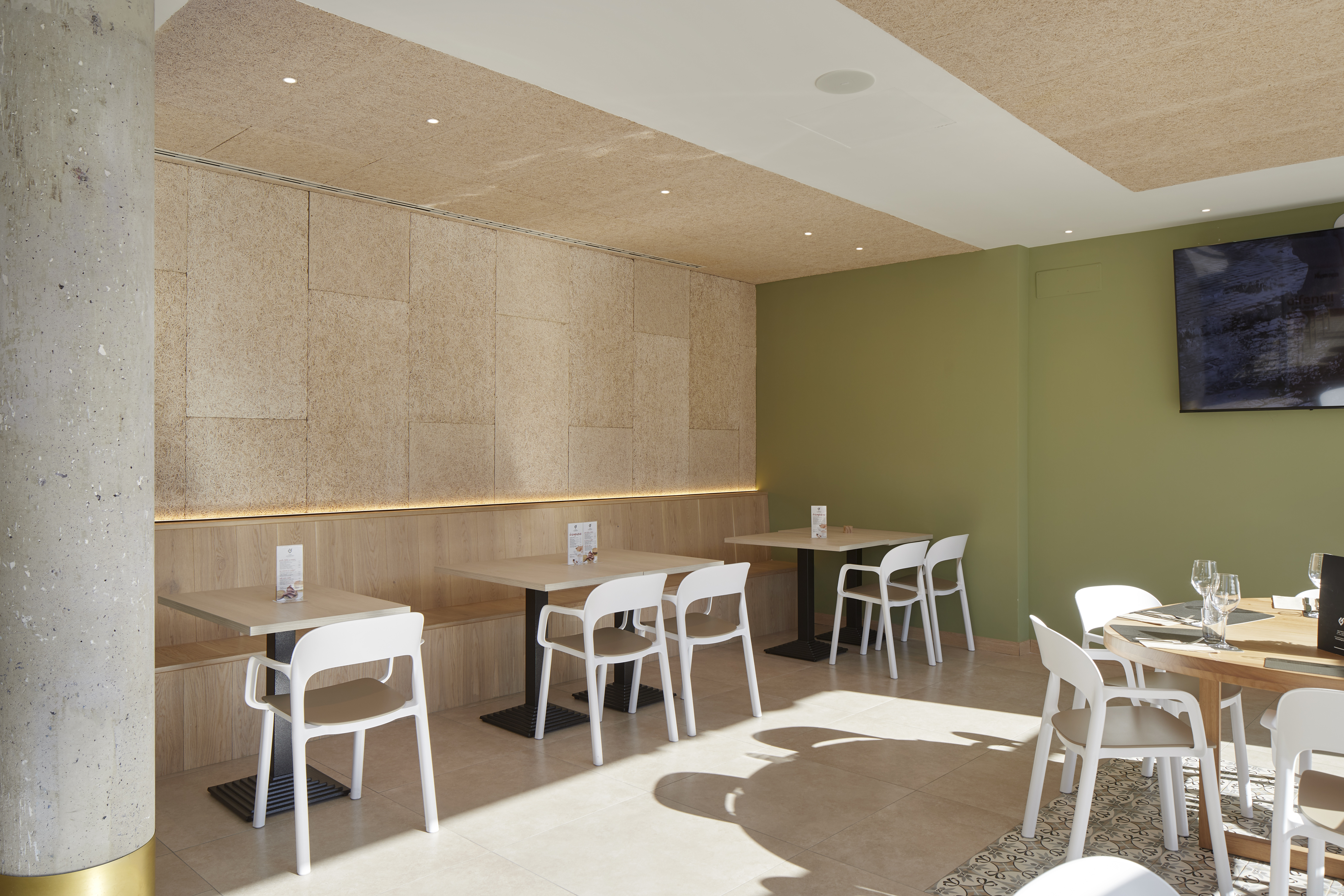 Iraipe Logrono Hotel 32/48