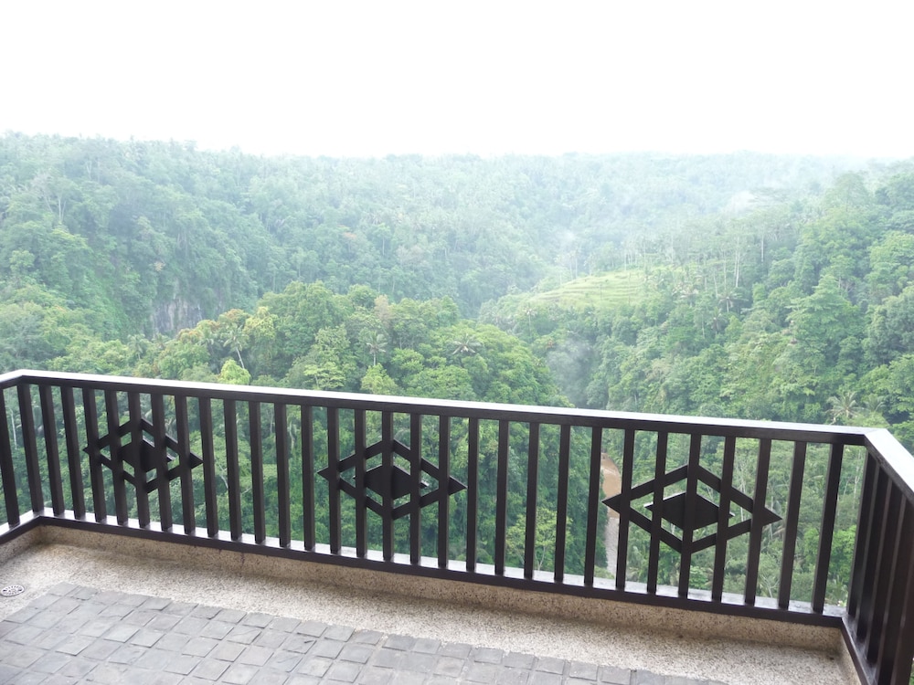 Rijasa Agung Resort And Villas 50/52