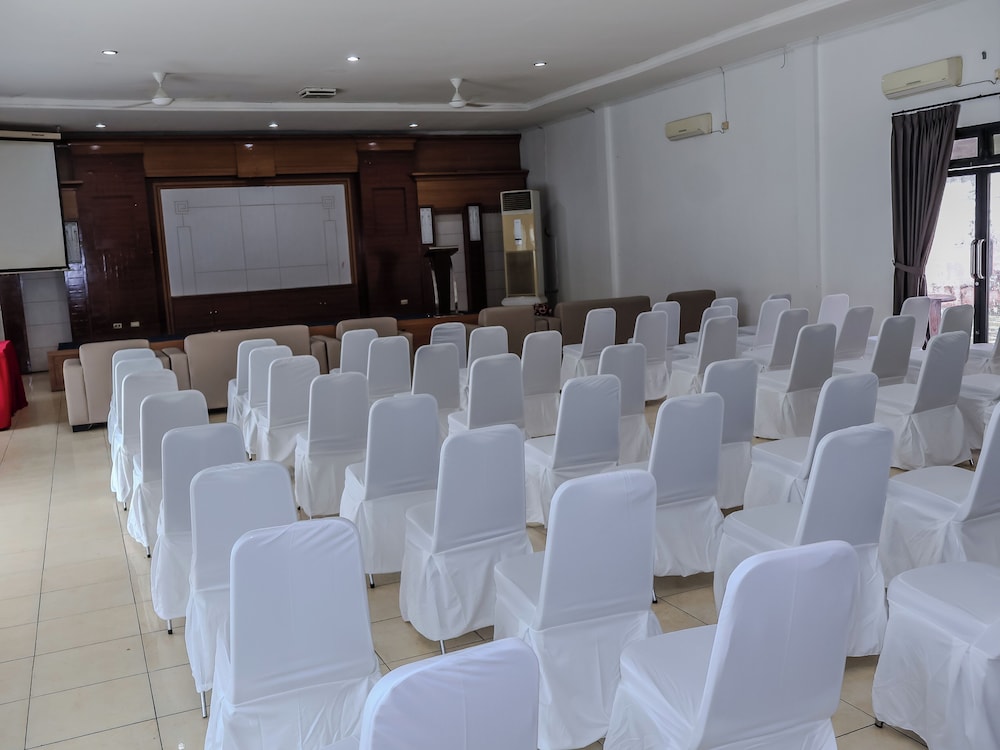 Hotel Hakmaz Taba Syariah Lubuk Linggau 40/49