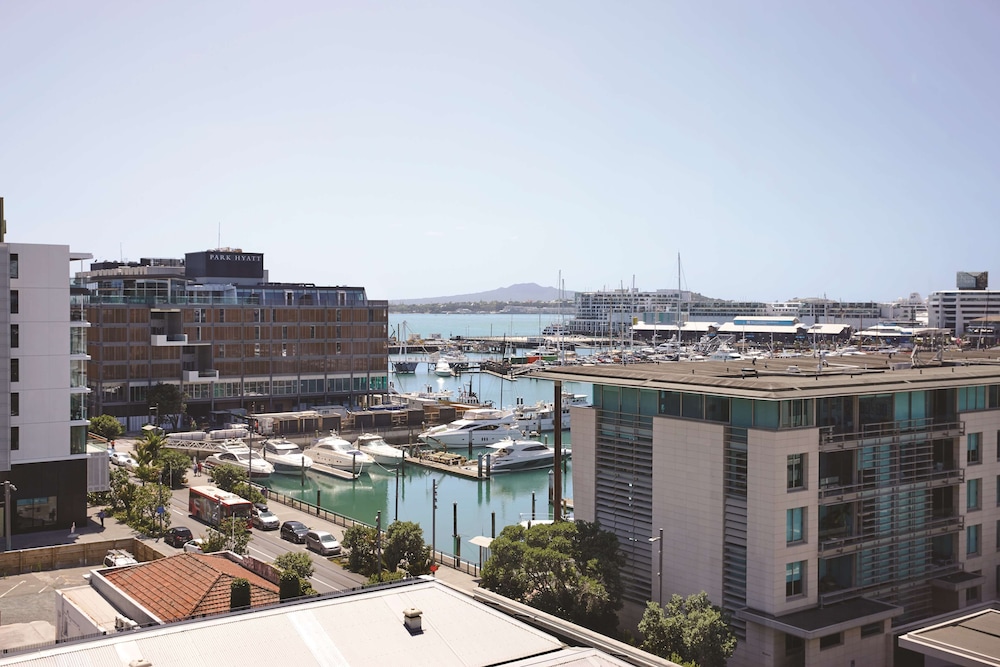 Travelodge Hotel Auckland Wynyard Quarter 16/55